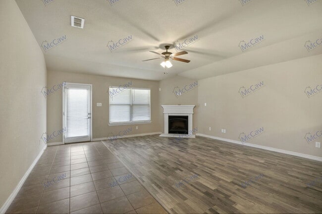 Photo - 2216 Eppright Dr