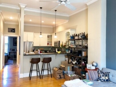 Photo - 220 W Springfield St Unidad #2