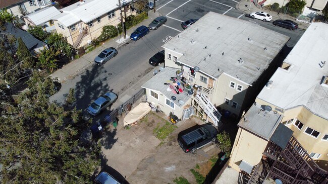 Photo - 400 Bissell Ave Unit 406