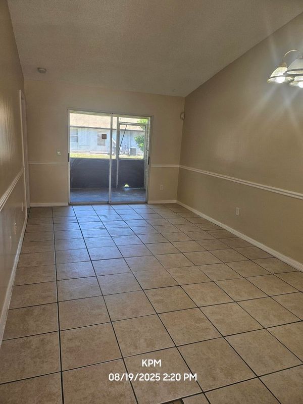 Photo - 1305 Rosewood Villa Ln