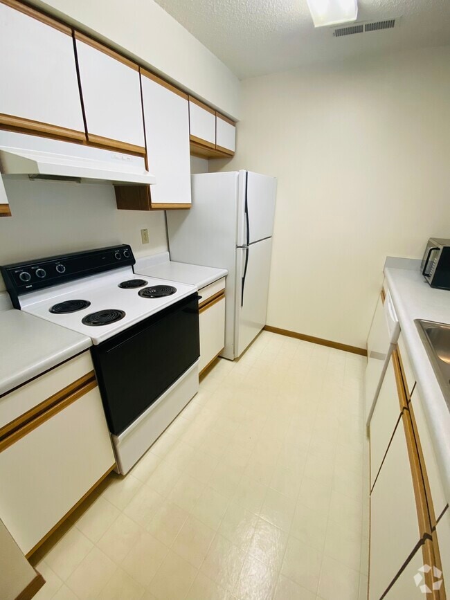 Building Photo - 365 Unit 3 Rental