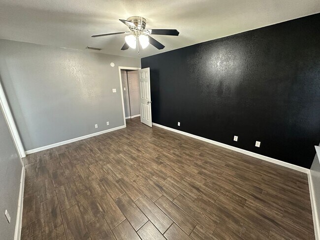 Photo - NEW IN MANAGEMENT - AVAILABLE SOON!