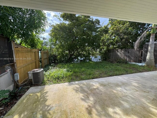 Photo - 20424 NW 15th Ave Unit 5-6