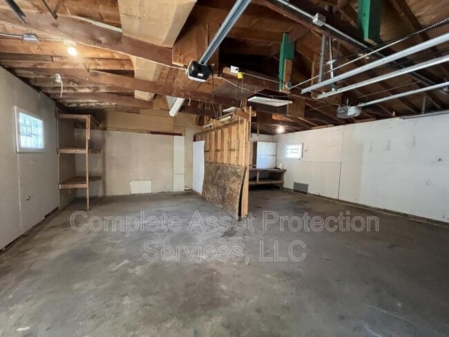 Photo - 1119 E 39th Pl