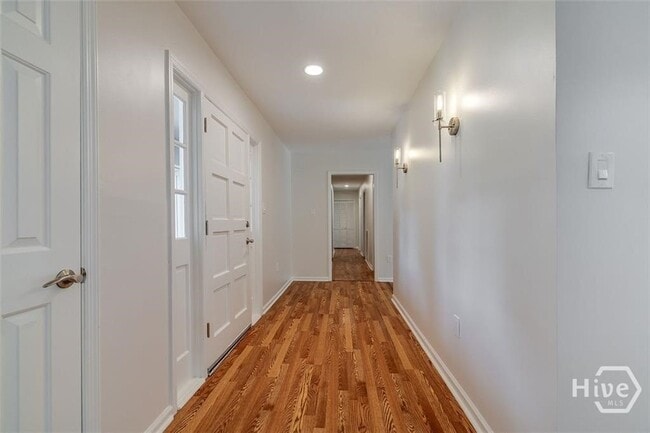 Photo - 14 Hemingway Dr