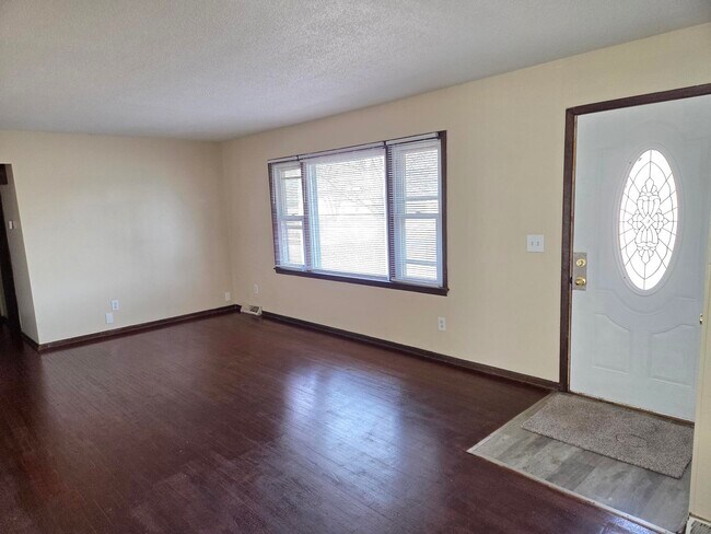 Photo - 5901 Century Blvd