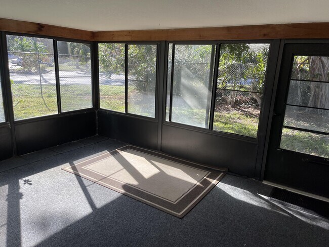 Photo - 255 S Tropical Trail