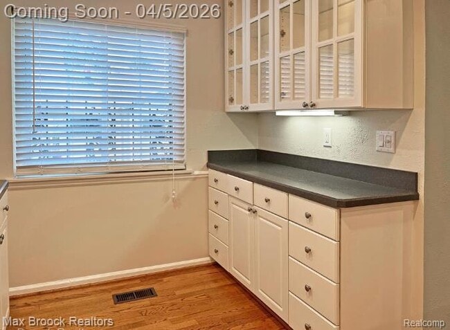 Photo - 42160 Woodward Ave Unit 42