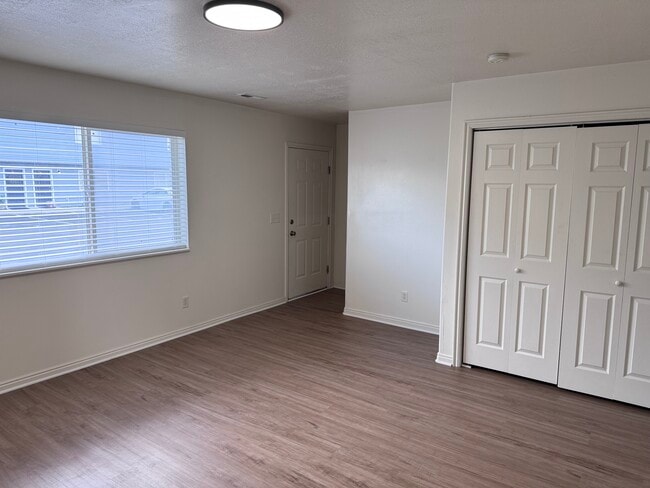 Photo - 2455 W 450 N