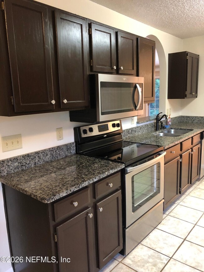 Photo - 12910 Forest Glen Ct S