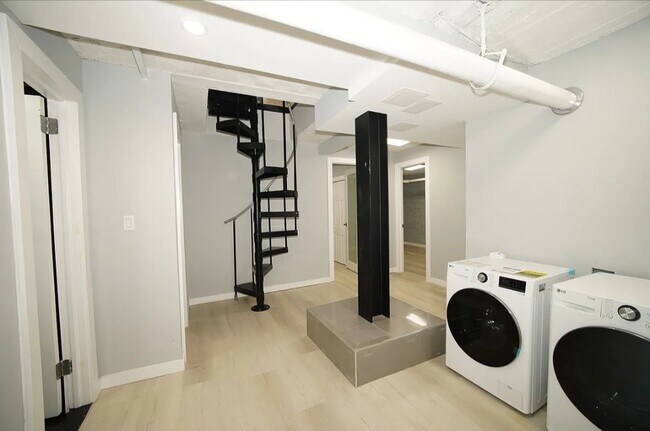 195 Stanton St Unidad 1