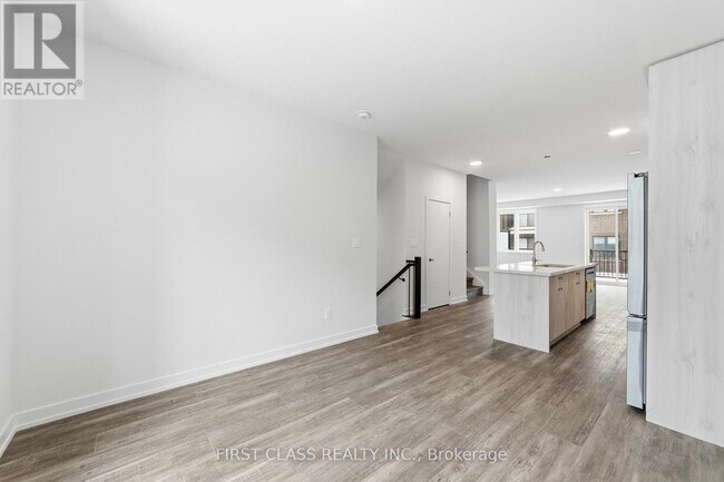 Photo - 12 Mermot Ln