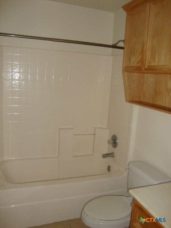 Building Photo - 4900 John David Dr