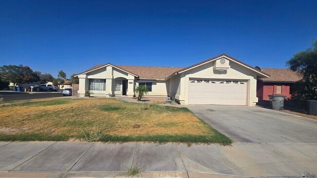 Building Photo - 1541 S 34th Ave