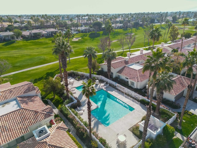 Photo - 54780 Shoal Creek