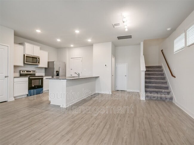 Photo - 605 W South St Unit 82