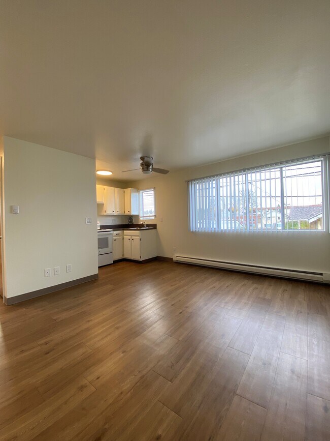 Photo - VALHALLA APTS