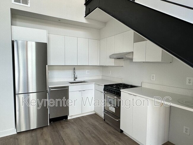 Photo - 1460 Belmont St NW Unit NW 201