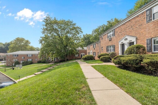 Photo - Grandview Gardens