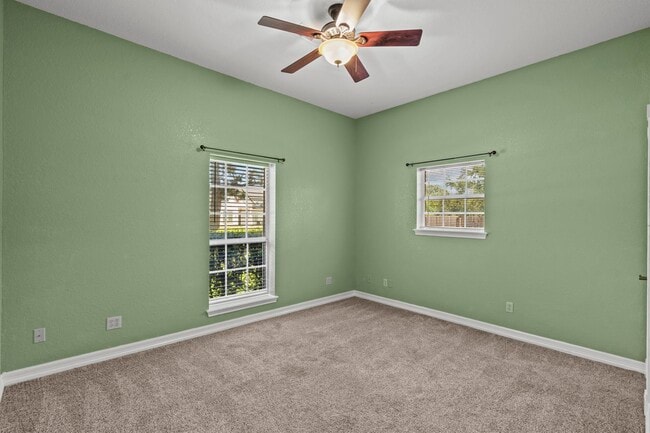 Photo - 616 Westwood Cir