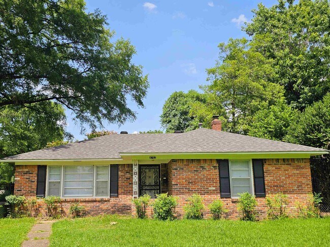 Building Photo - 4762 Verne Rd