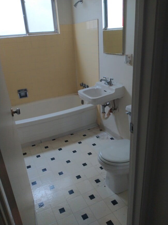 Photo - 736 Ohio St Unit 736 ohio