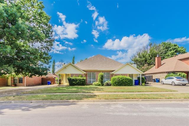 Photo - 2709 Brittany Dr