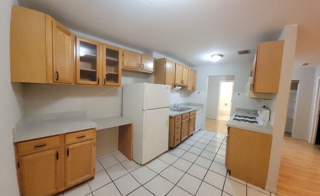 Photo - 8901 N Western Ave Unidad 407