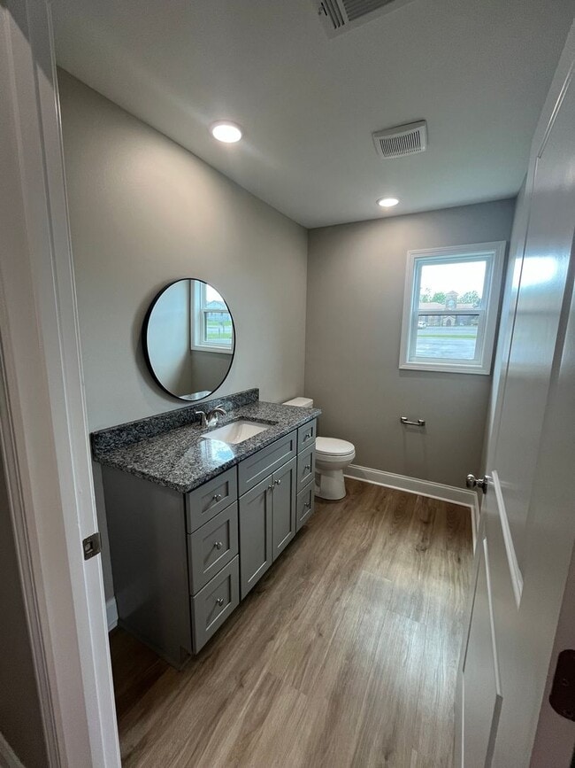 Photo - 215/217 N Elm St Unit 215