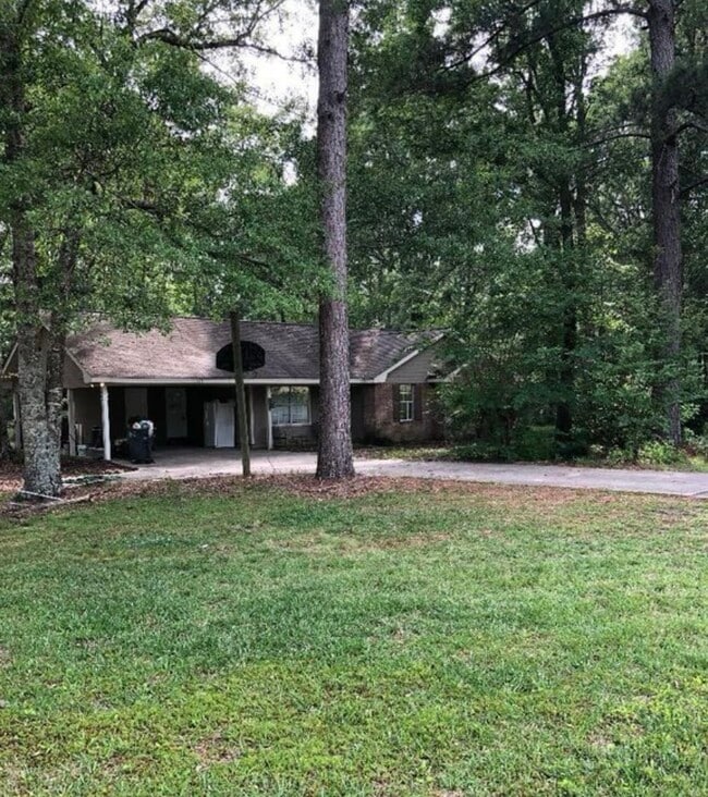 Building Photo - 1027 Old River Rd Rental