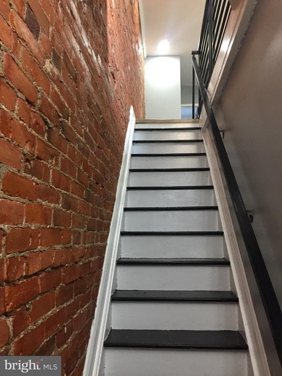 Photo - 417 N Salford St