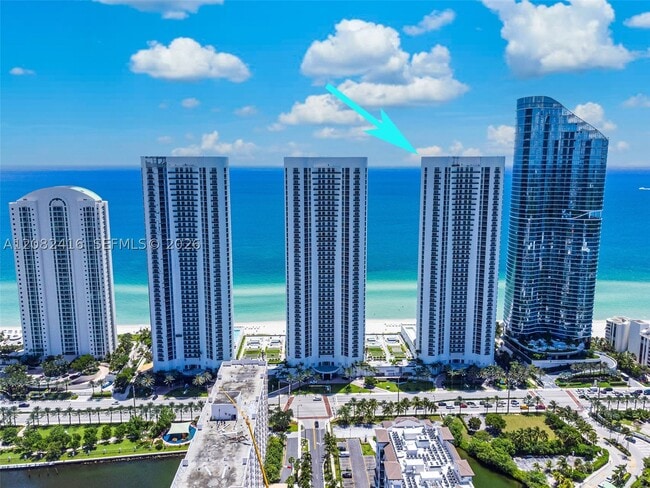 Building Photo - 15811 Collins Ave Unit 1802