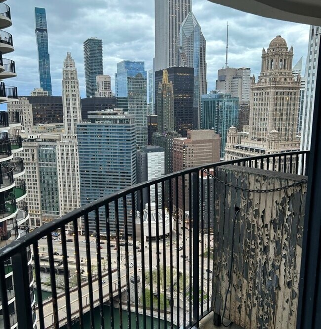 Photo - 300 N State St Unit 5008