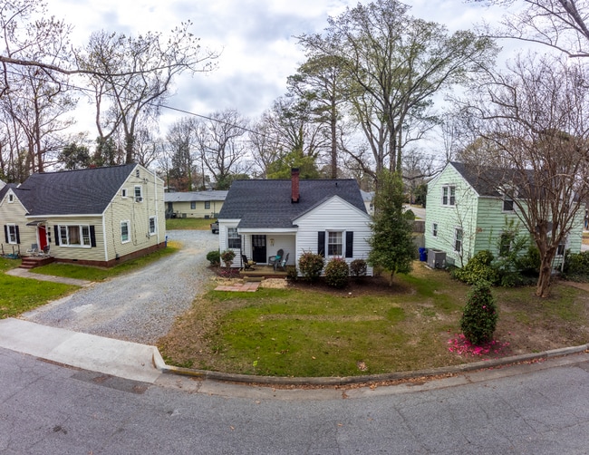 Photo - 102 S Woodlawn Ave