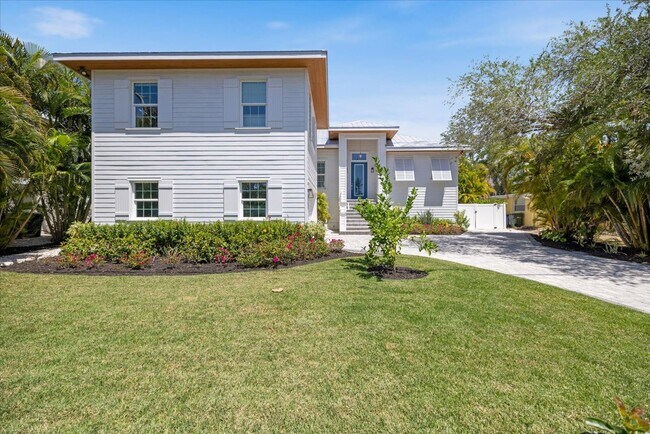 Photo - Furnished, Yearly 4bd Home on Siesta Key