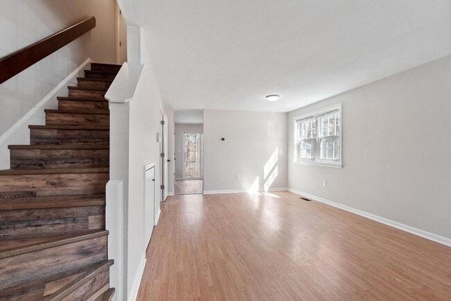 Photo - 9 Kennedy Dr