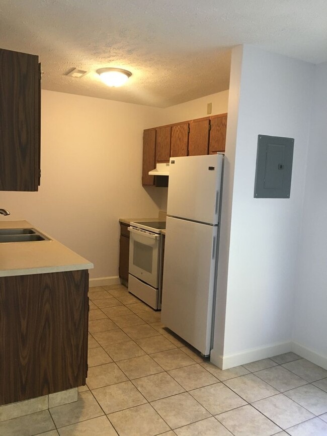 Photo - Updated 3 Bedroom Duplex Townhome on Quiet...