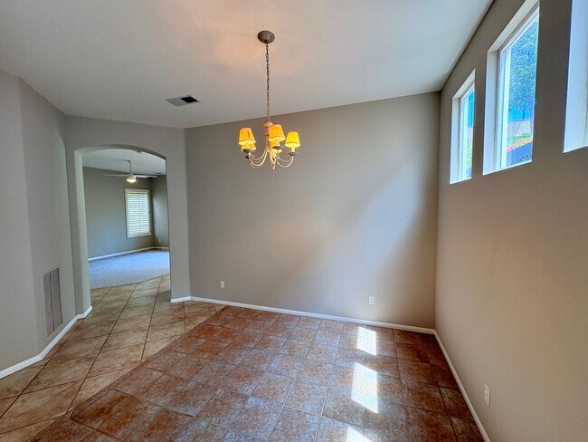 Photo - 5216 Timber Branch Way