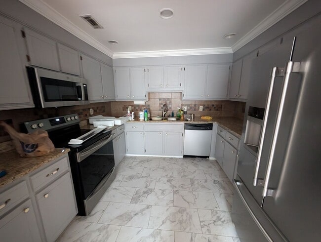 Photo - 741 Cherry Dr