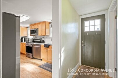 Photo - 1596 Concordia Ave