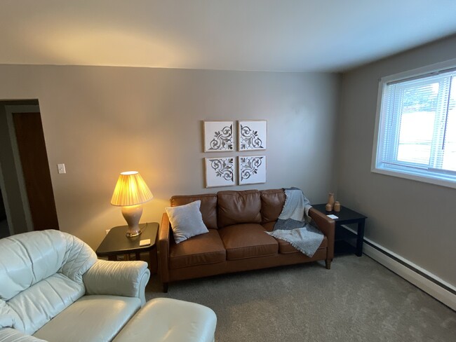 Photo - 1000 10th Ave NW Unit #D
