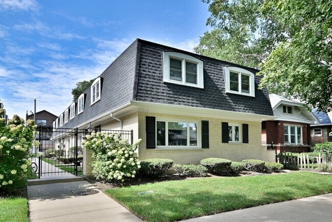 Building Photo - 7324 N Bell Ave