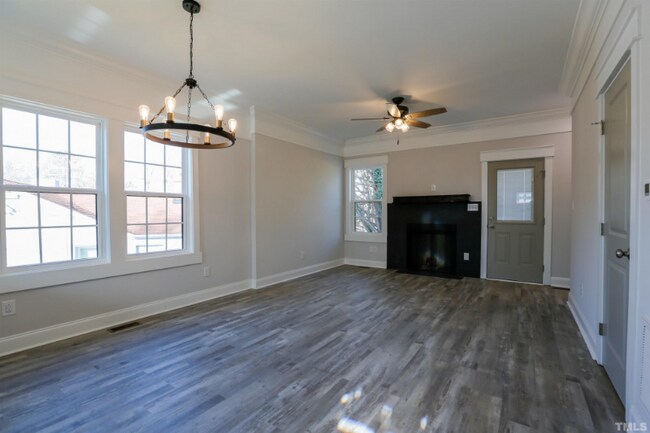 Photo - 413 Cecil St