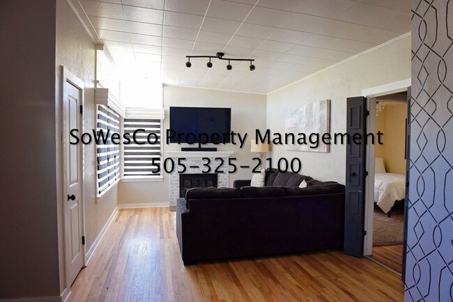 Photo - Charming Fully Furnished 2 Bedroom Home with Spacious Yard