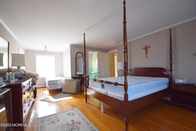 Photo - 204 Neptune Pl