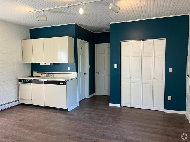 Building Photo - The Duchess Unit 1 Rental