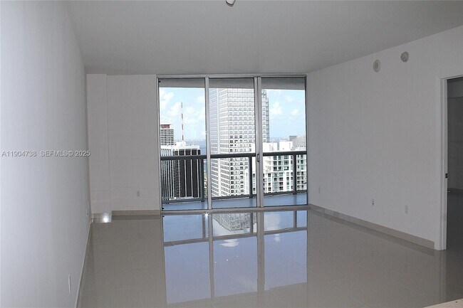 Photo - 475 Brickell Ave Unit 4712