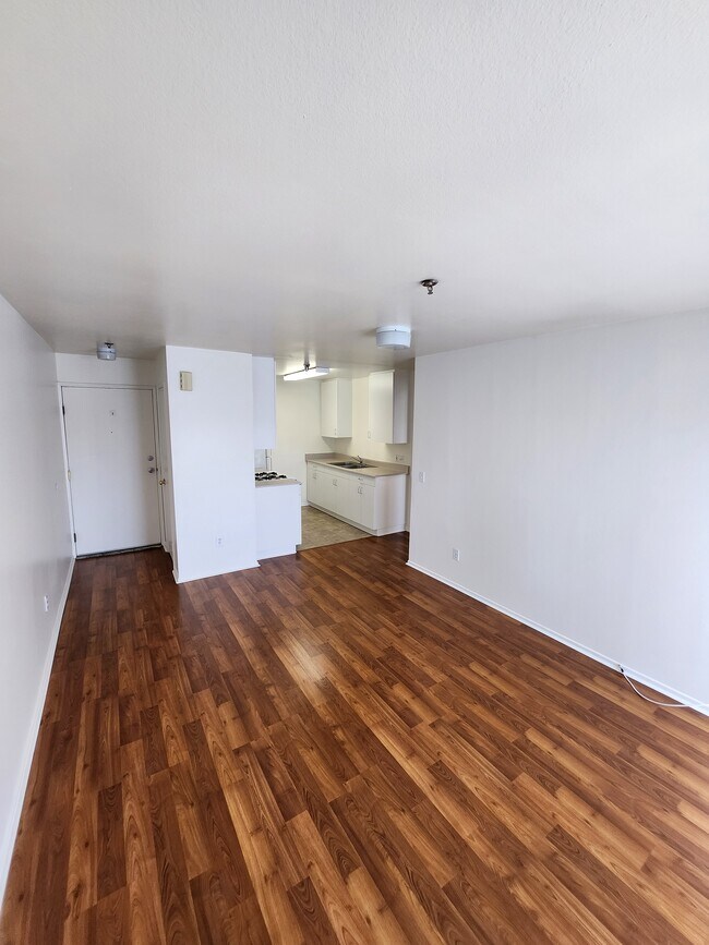 Photo - Dearborn Villa