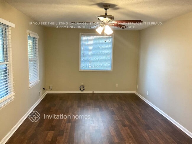 Photo - 504 Rivercrest Dr