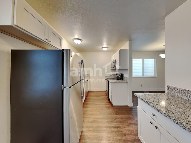 Photo - 16961 SW Cashew Way